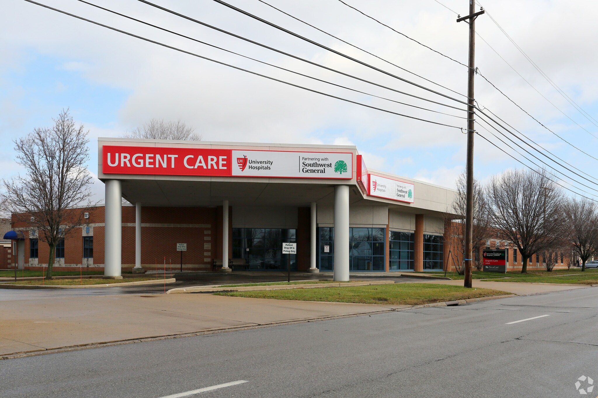 15900 Snow Rd, Brook Park, OH for lease Primary Photo- Image 1 of 40