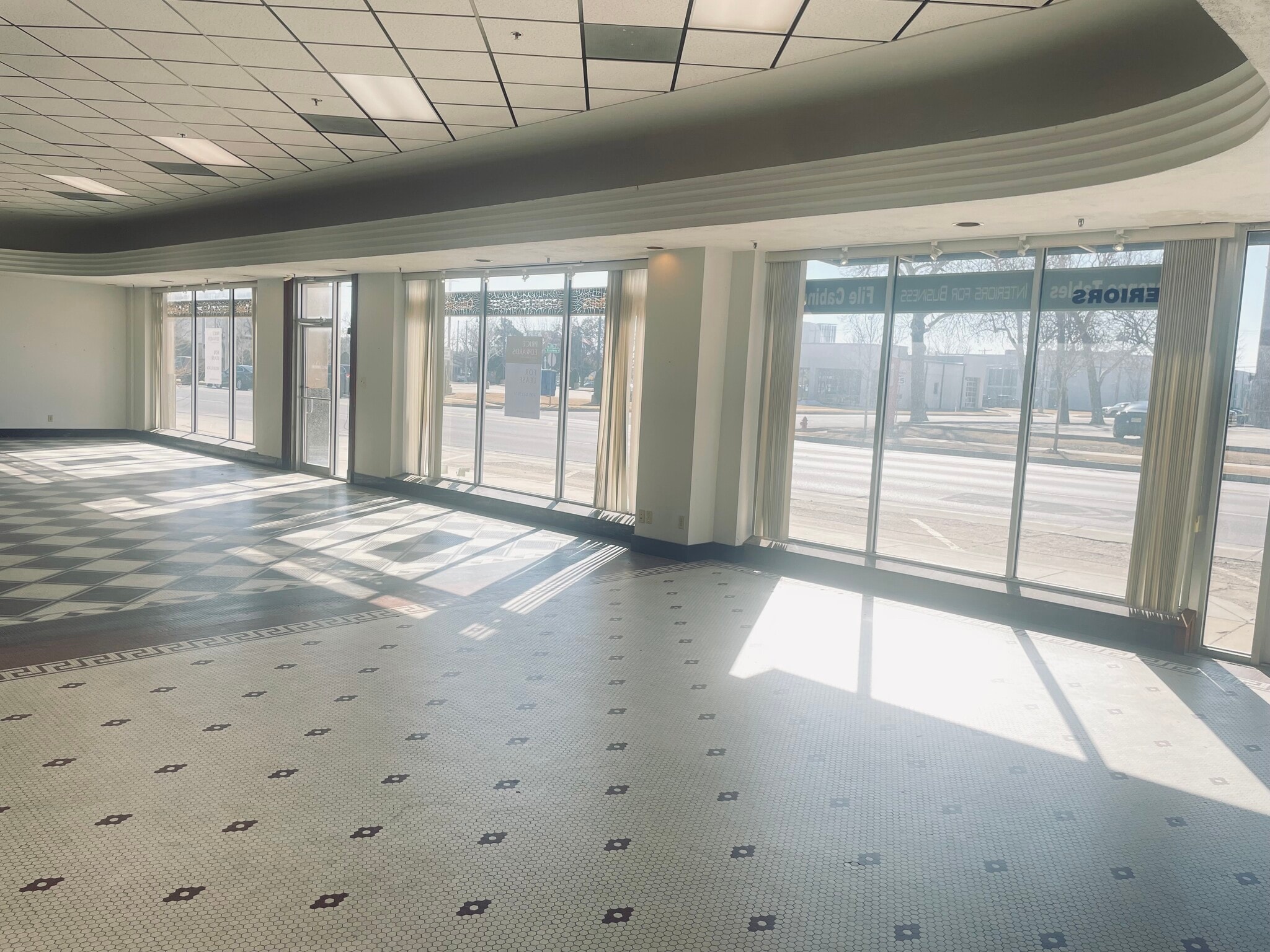 113 NW 13th St, Oklahoma City, OK for lease Interior Photo- Image 1 of 5