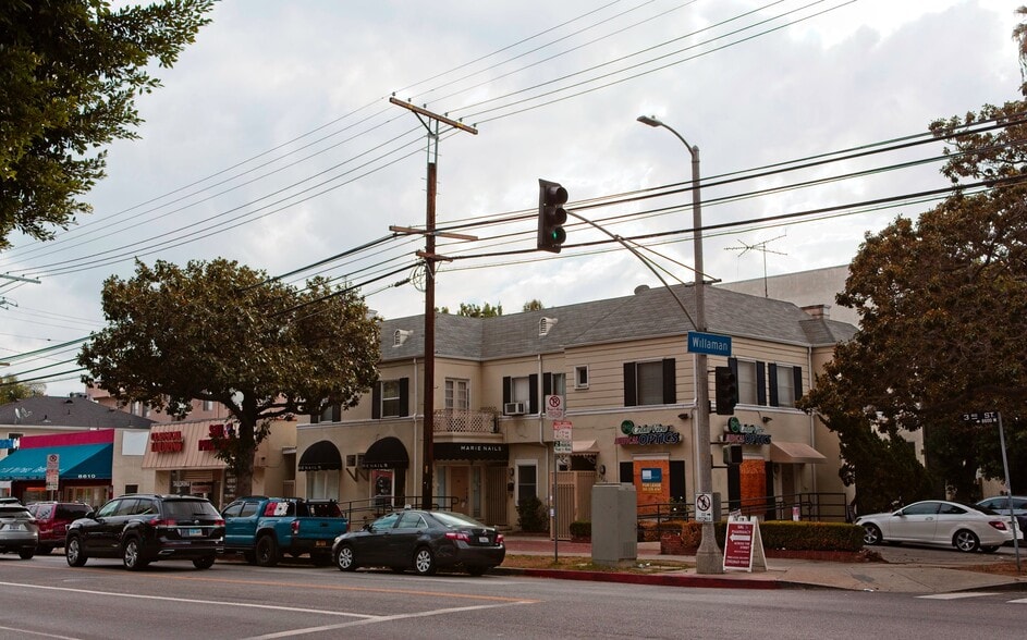 8612-8620 W 3rd St, Los Angeles, CA for lease - Primary Photo - Image 1 of 17