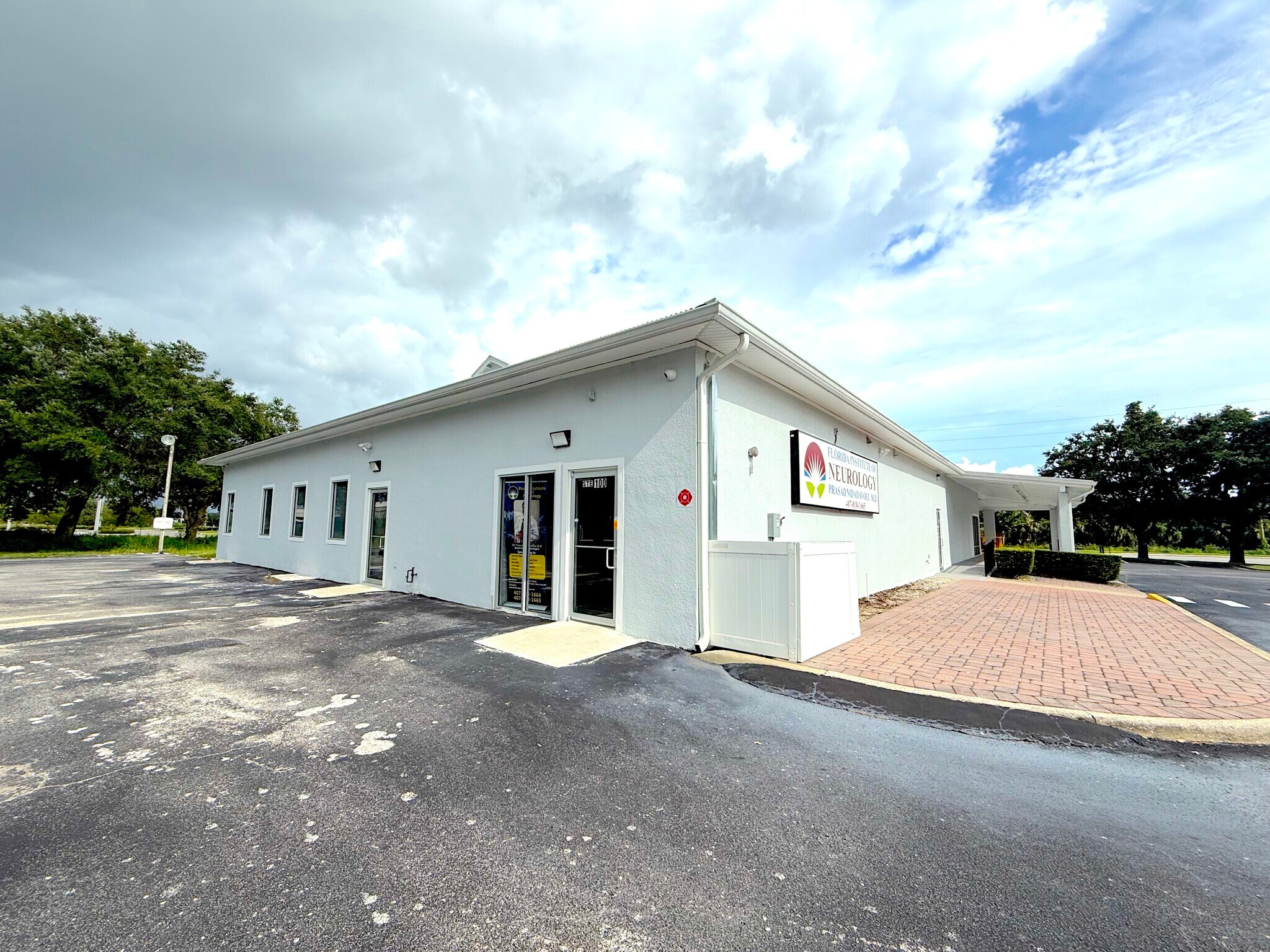 16123 W Colonial Dr, Oakland, FL à louer Photo du bâtiment- Image 1 de 11