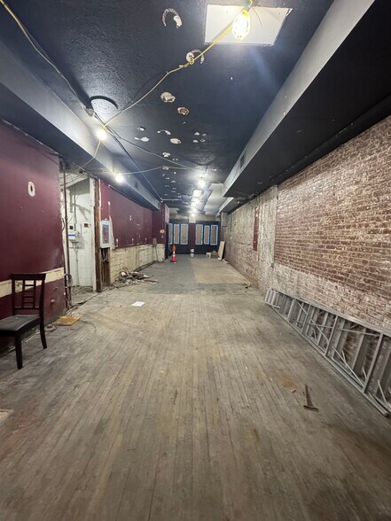 32 Cliff St, New York, NY à louer - Photo du bâtiment - Image 3 de 7