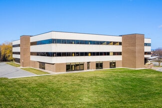 Plus de détails pour 100 Herzberg Rd, Ottawa, ON - Bureau à vendre