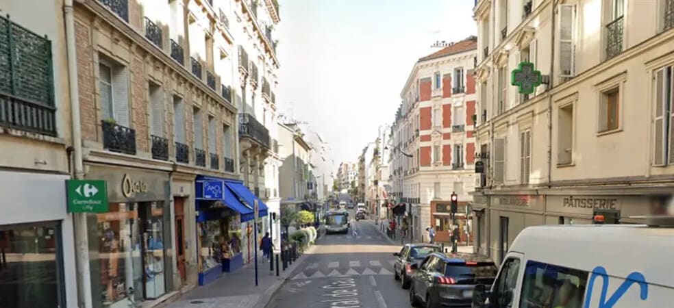 Retail in Saint-Mandé for lease - Building Photo - Image 1 of 2