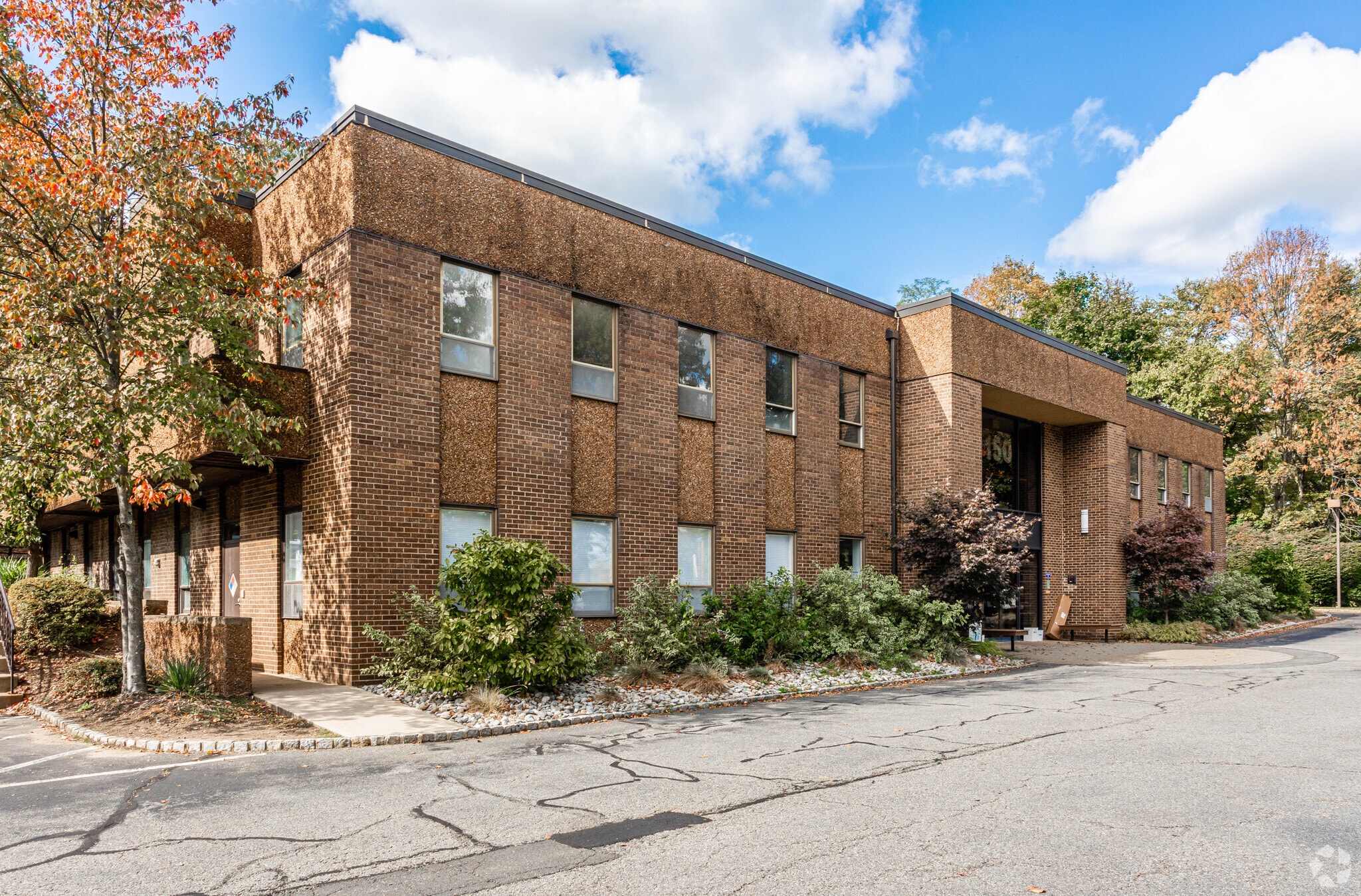 150 N Finley Ave, Basking Ridge, NJ for lease Building Photo- Image 1 of 22