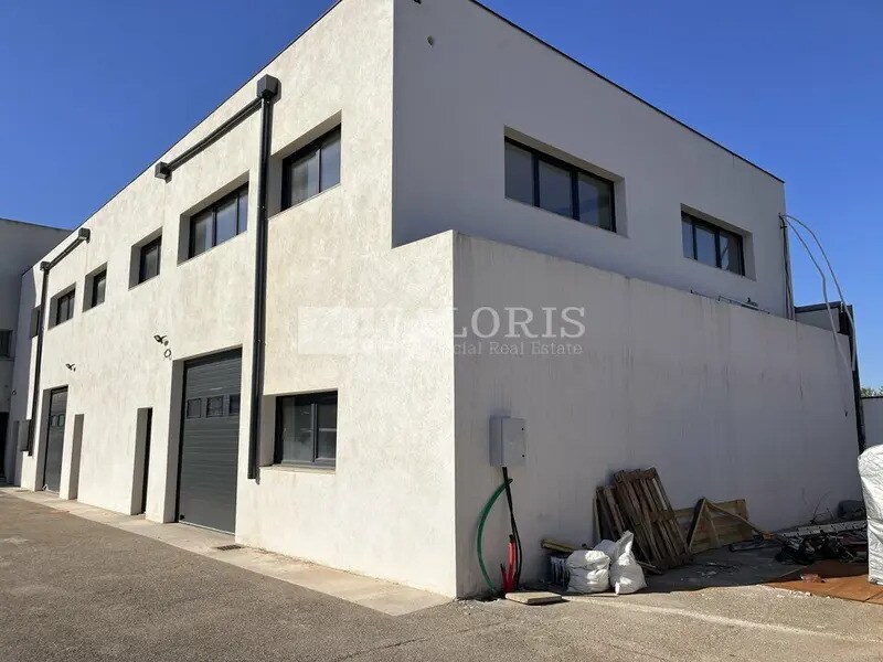 Rue Guy De Maupassant, Les Pennes-Mirabeau for lease Building Photo- Image 1 of 9