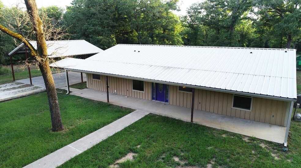 131 County Road 462, Buffalo, TX for sale - Primary Photo - Image 1 of 1