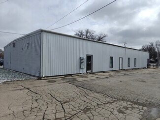 Plus de détails pour 719 W Chestnut St, Bloomington, IL - Bureau/Commerce de détail à louer