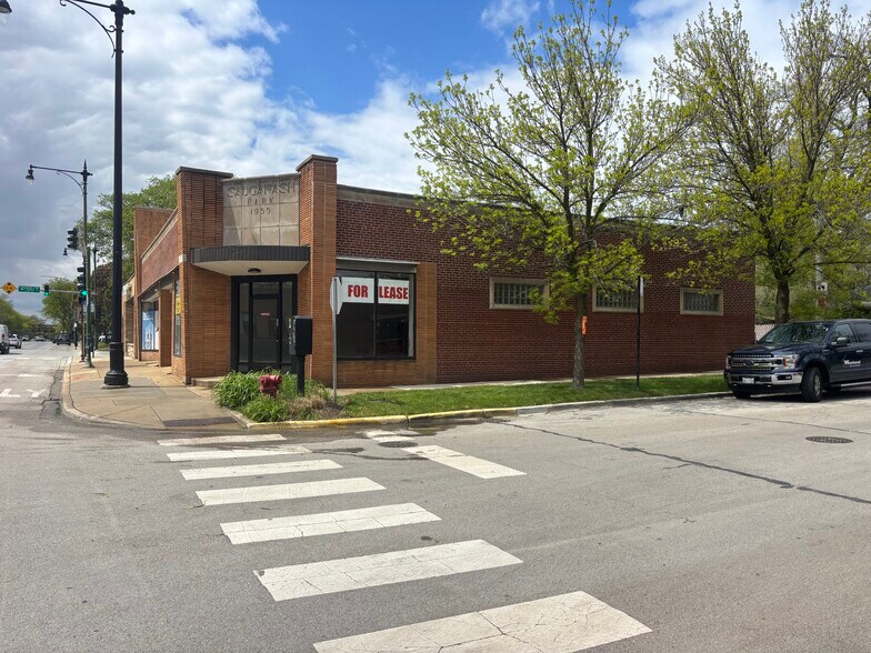 4132-4138 W Peterson Ave, Chicago, IL à louer - Photo du bâtiment - Image 1 de 7