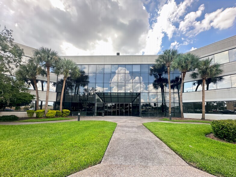 604 Courtland St, Orlando, FL à louer - Photo du bâtiment - Image 3 de 13