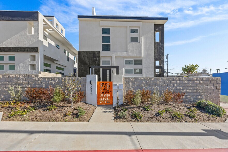 3215 S El Camino Real, San Clemente, CA à vendre - Photo principale - Image 1 de 27