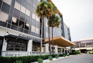 2907 W Bay to Bay Blvd, Tampa, FL à louer Photo du bâtiment- Image 2 de 2