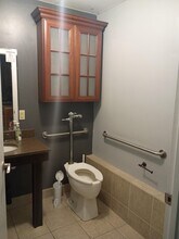 6100-6112 N Illinois St, Fairview Heights, IL for lease Interior Photo- Image 2 of 9