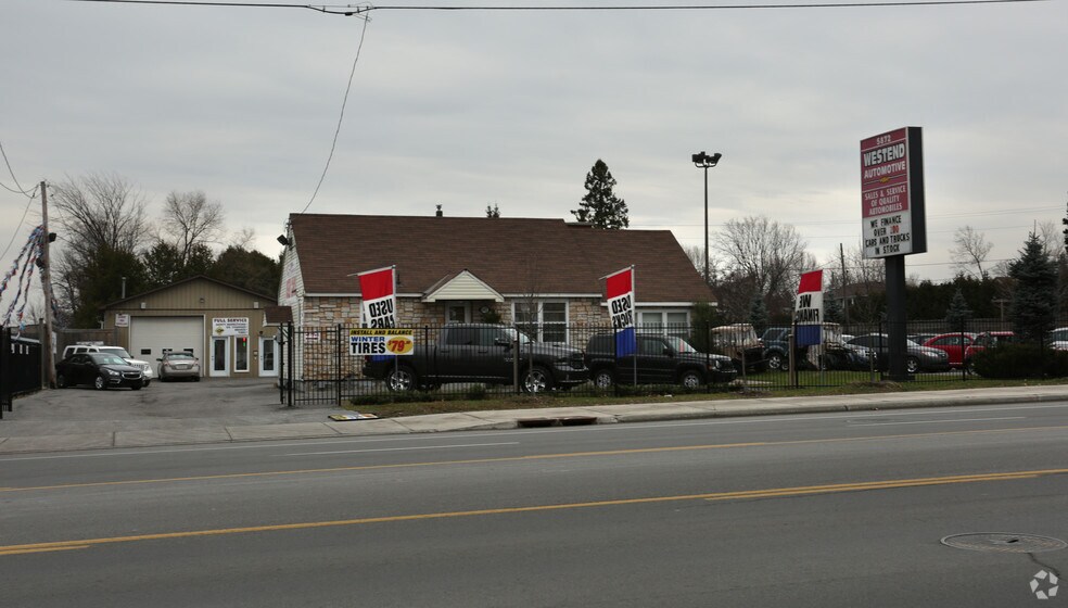 5872-5884 Hazeldean Rd, Ottawa, ON à vendre - Photo principale - Image 1 de 1