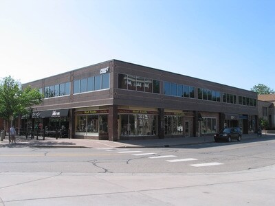 301-317 MAC Ave, East Lansing, MI à louer - Photo du bâtiment - Image 3 de 9