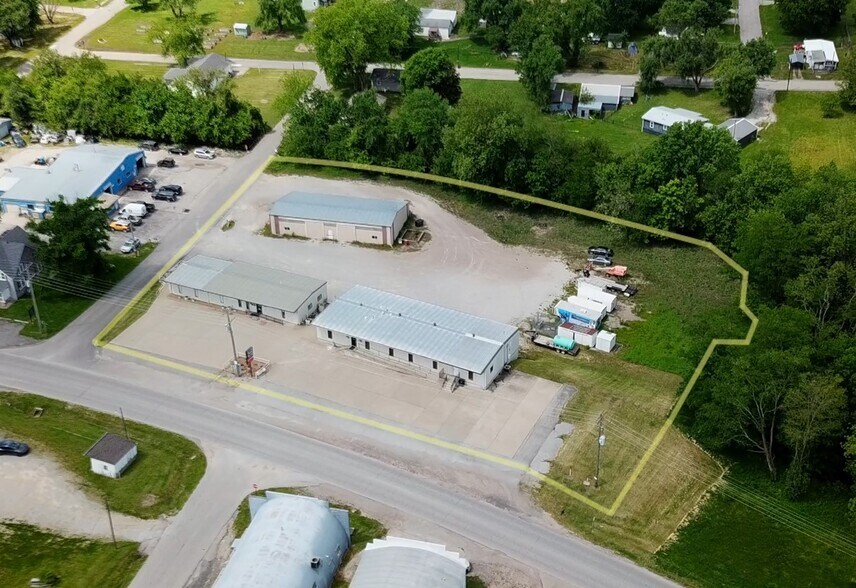305 N Mason St, Carrollton, MO à vendre - Photo du bâtiment - Image 3 de 93