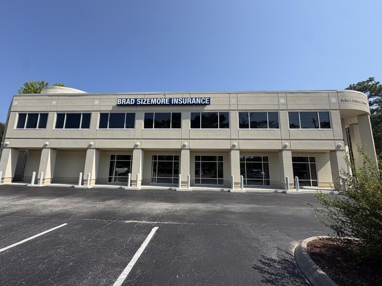 4815 Oleander Dr, Wilmington, NC for lease - Building Photo - Image 1 of 2