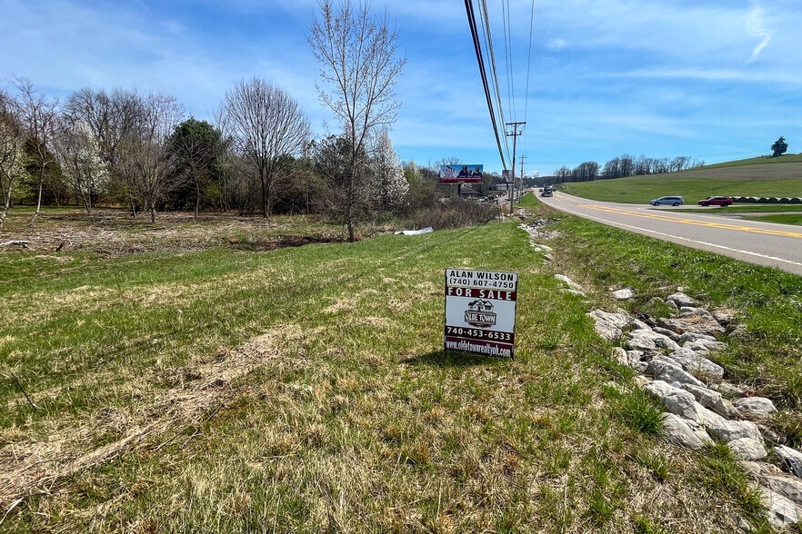 7401 Newark Rd, Nashport, OH for sale - Building Photo - Image 2 of 2