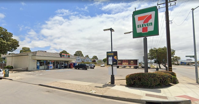 More details for 1104 S Blosser Rd, Santa Maria, CA - Retail for Sale