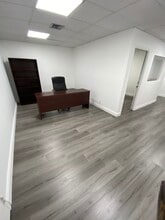 1920 E Hallandale Beach Blvd, Hallandale Beach, FL for lease Interior Photo- Image 2 of 7