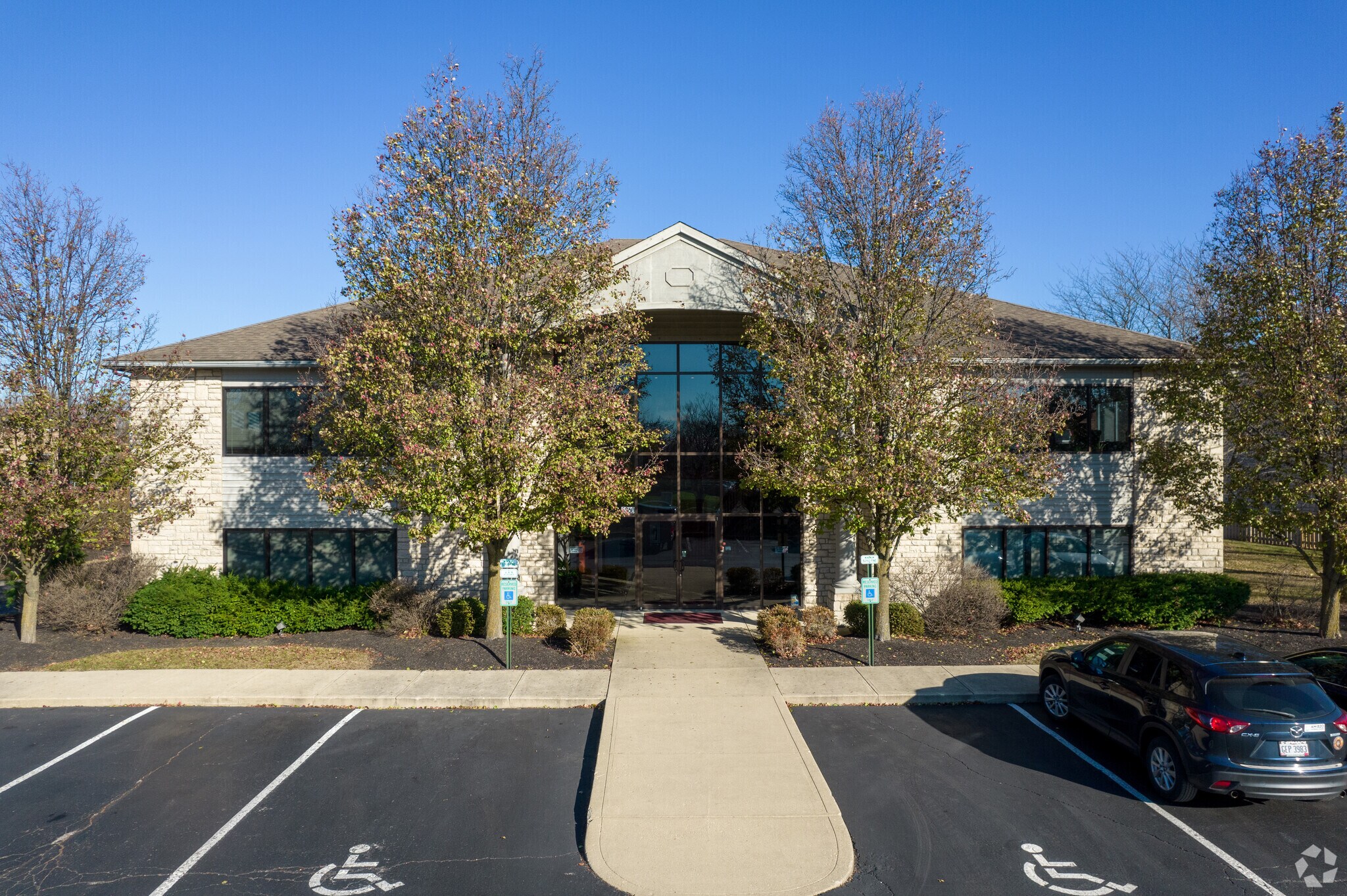 5060 Parkcenter Ave, Dublin, OH à vendre Photo du bâtiment- Image 1 de 11