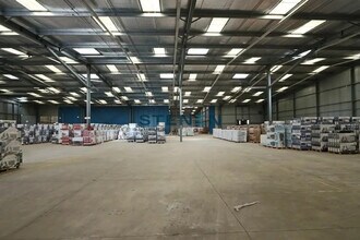 Flex in Aix-en-Provence for lease Interior Photo- Image 2 of 4