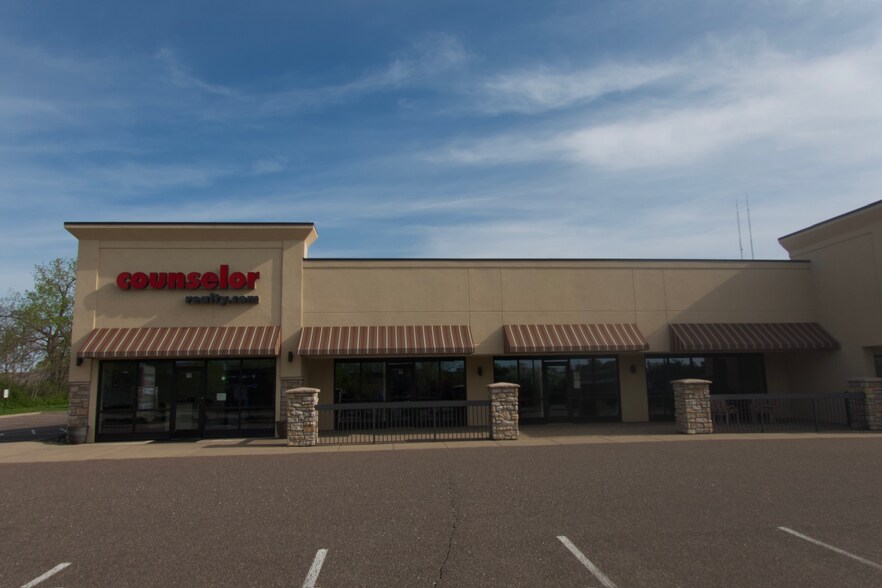 1201 County Road E, Saint Paul, MN à louer - Photo du bâtiment - Image 3 de 11