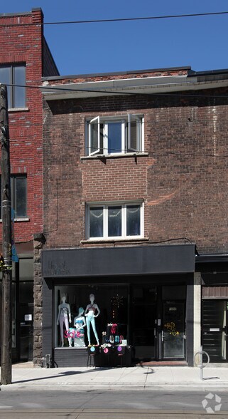 1504 Dundas St W, Toronto, ON à vendre - Photo principale - Image 1 de 1