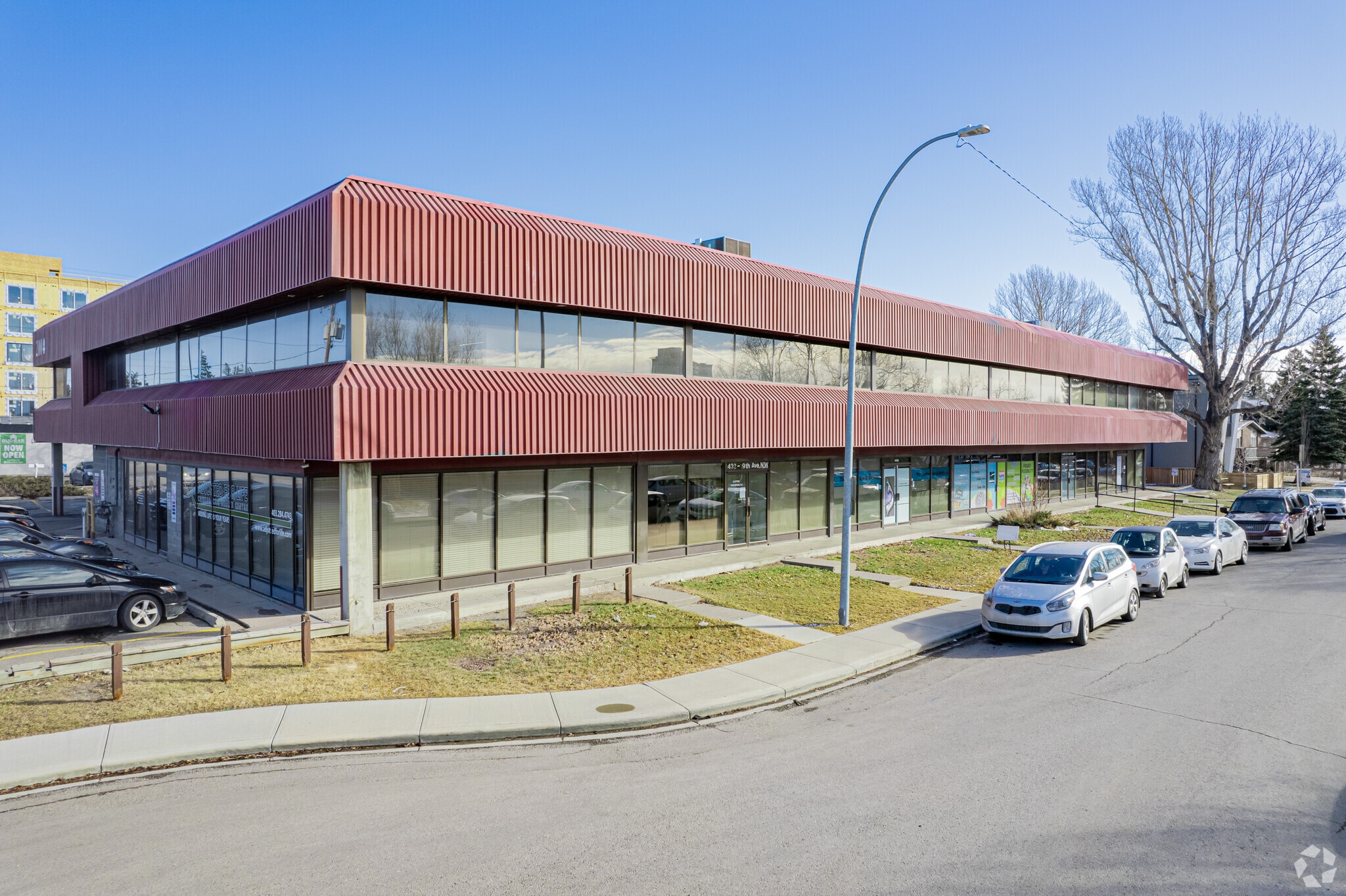 2004 14th St NW, Calgary, AB for sale Primary Photo- Image 1 of 1
