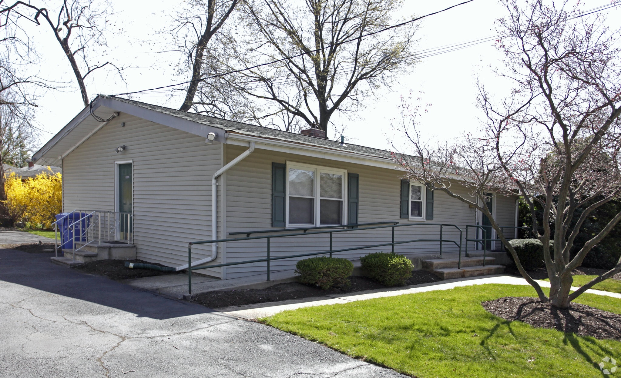 432 Avenel St, Avenel, NJ for lease Primary Photo- Image 1 of 3