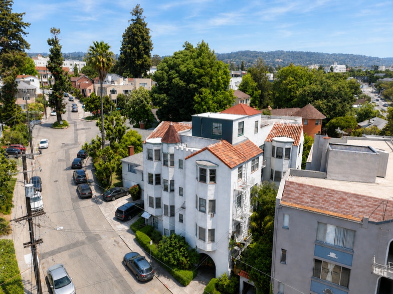 1142 McKinley Ave, Oakland, CA à vendre - Photo du bâtiment - Image 2 de 8