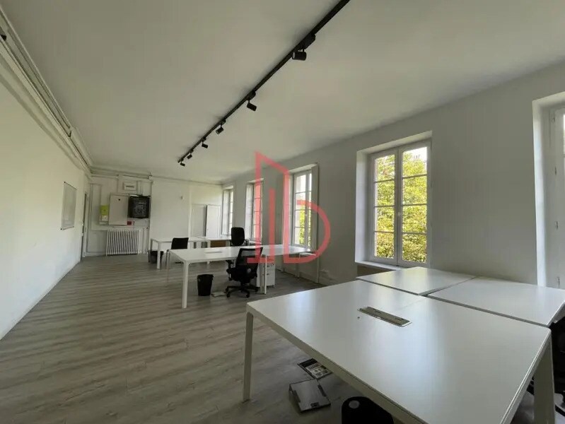 Bureau dans Bordeaux à louer Photo intérieure- Image 1 de 6