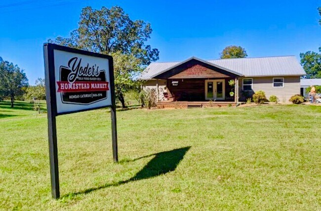 More details for 3555 Summertown Hwy, Summertown, TN - Retail for Sale
