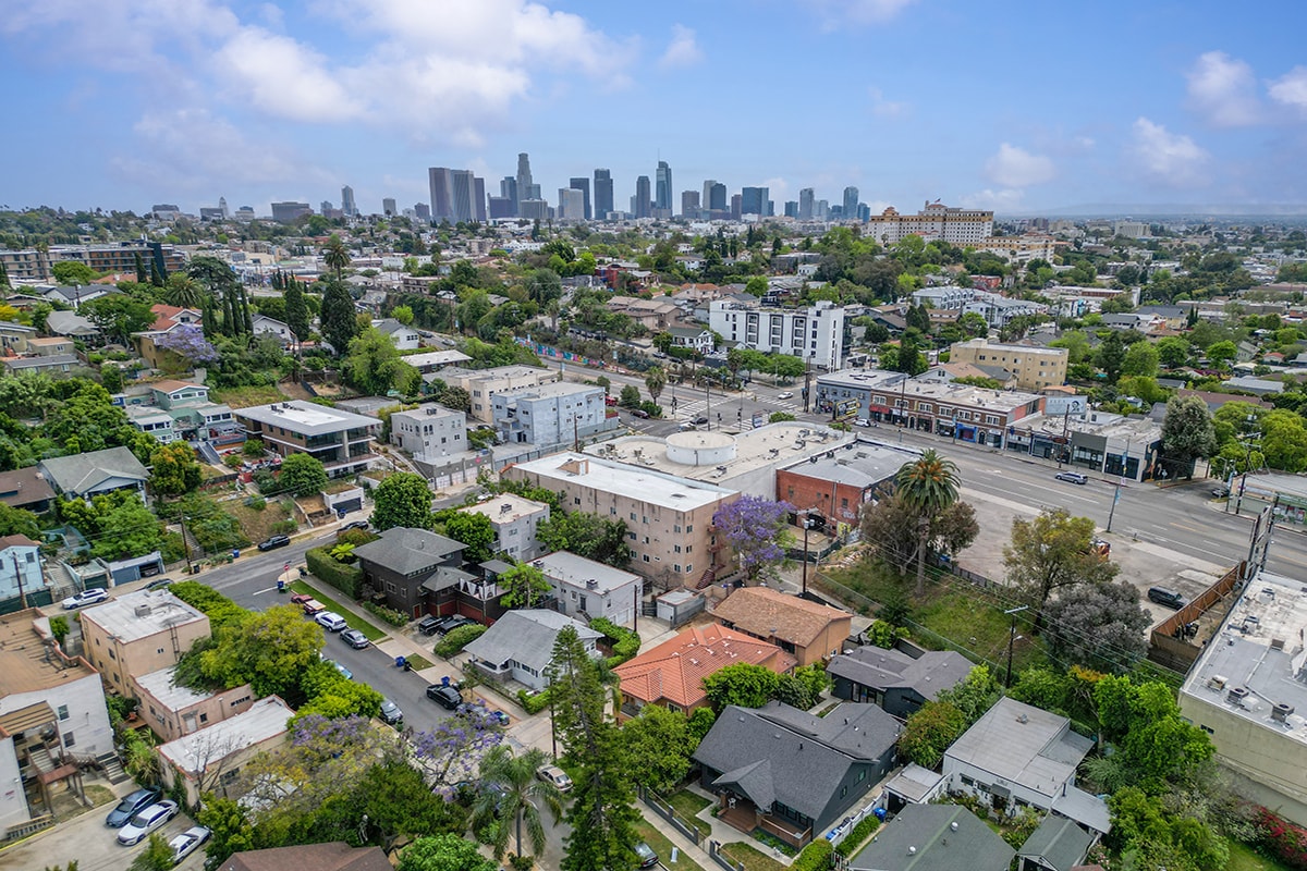 2516 Elsinore St, Los Angeles, CA for sale Primary Photo- Image 1 of 38