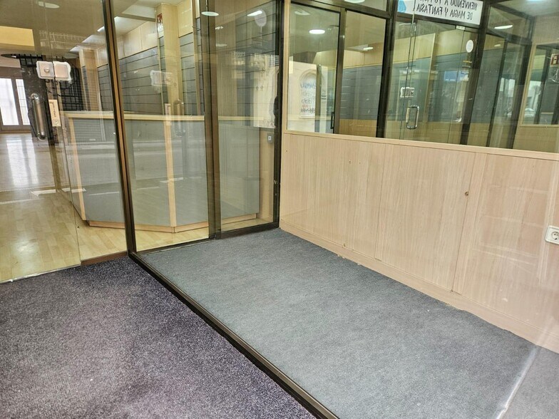 Retail in Malgrat de Mar, Barcelona for lease - Building Photo - Image 3 of 6