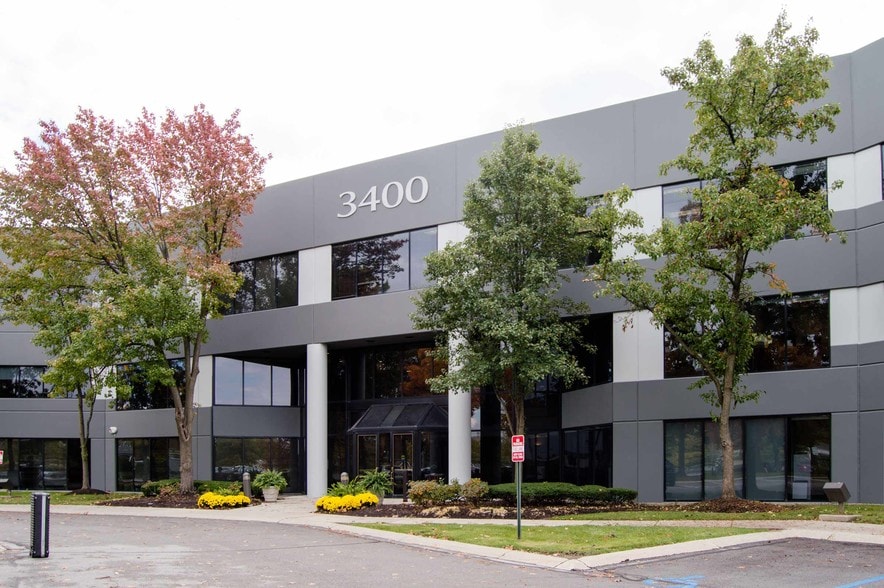 3500 E Coliseum Blvd, Fort Wayne, IN for sale - Building Photo - Image 3 of 44