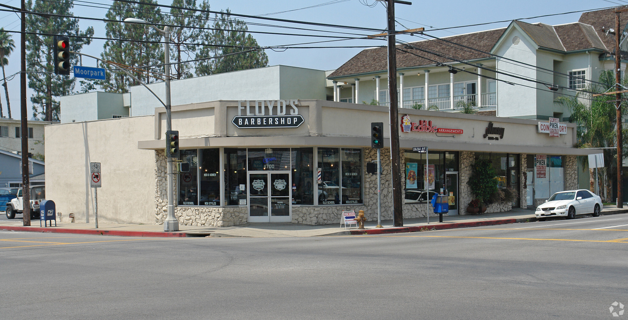 11700-11704 Moorpark St, Studio City, CA for lease Primary Photo- Image 1 of 12