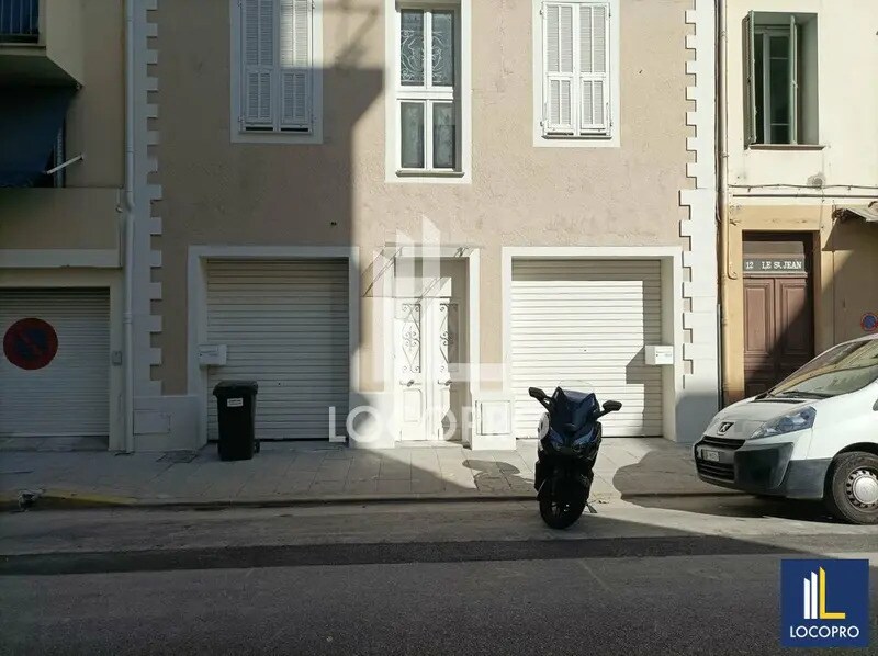 Commerce de détail dans Nice à vendre Photo du bâtiment- Image 1 de 5