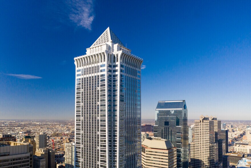 1735 Market St, Philadelphia, PA à louer - Photo du bâtiment - Image 3 de 15