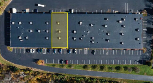 261 Cedar Hill St, Marlborough, MA à louer - Photo du bâtiment - Image 2 de 6