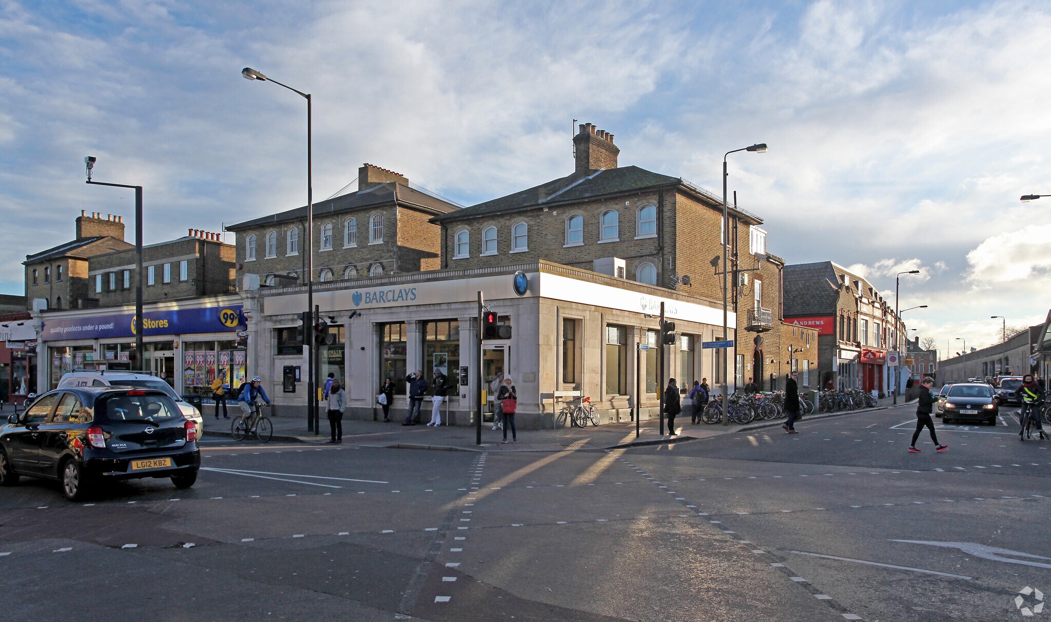 167 Balham High Rd, London for lease Primary Photo- Image 1 of 6