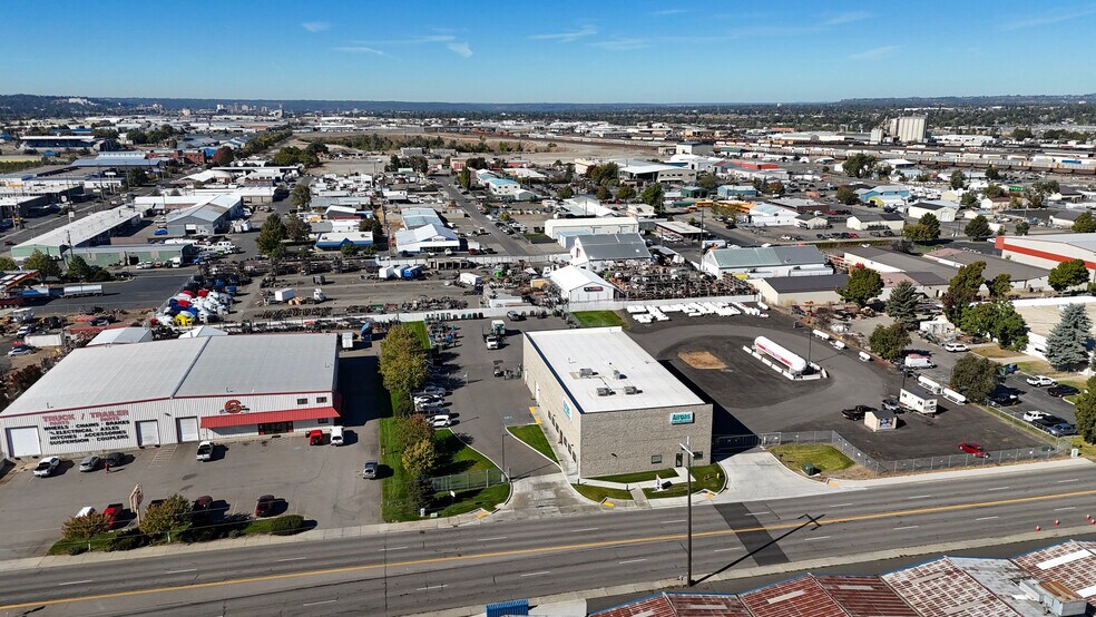 925 N Fancher Rd, Spokane Valley, WA à louer - Photo du bâtiment - Image 2 de 14