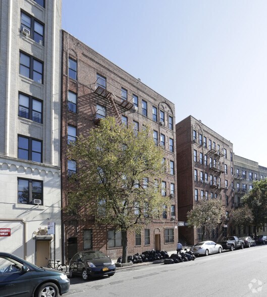 1892-1894 Arthur Ave, Bronx, NY à vendre - Photo du bâtiment - Image 2 de 6