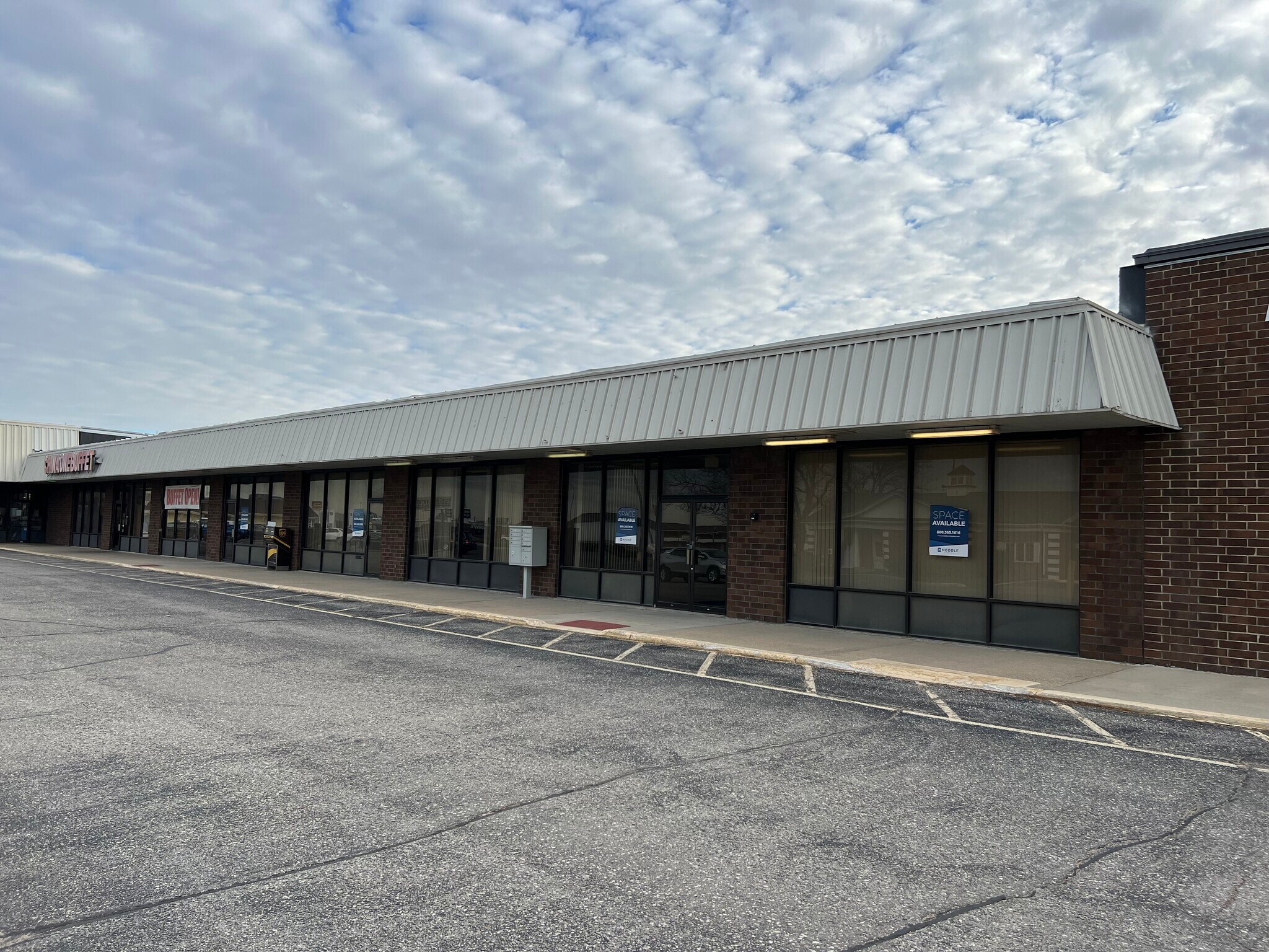 1423 N Lake Ave, Storm Lake, IA à louer Photo du bâtiment- Image 1 de 6