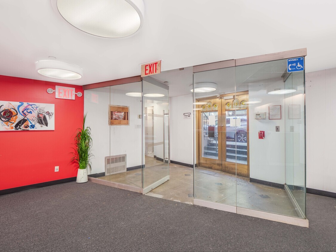 62-66 W 11th St, New York, NY à louer Photo intérieure- Image 1 de 9