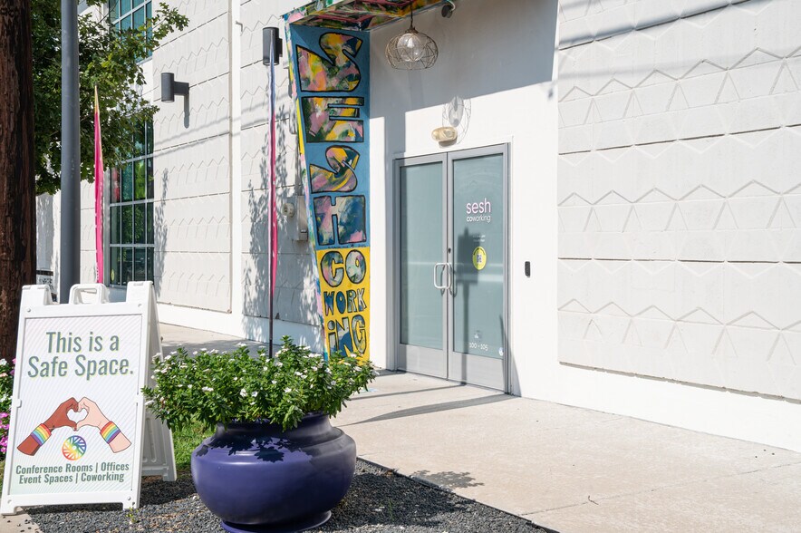 2808 Caroline St, Houston, TX à louer - Photo du bâtiment - Image 2 de 44