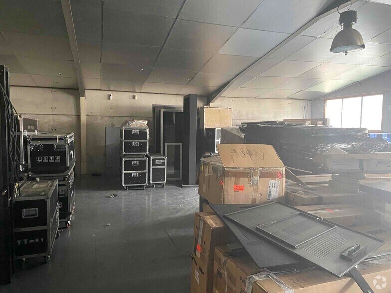 Industriel dans Torrejón de Ardoz, Madrid à vendre - Photo du bâtiment - Image 3 de 12