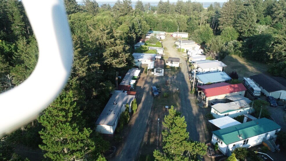 802 S Forrest St, Westport, WA à vendre - Photo du bâtiment - Image 2 de 5