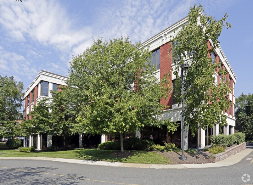 26 Main St, Chatham, NJ à louer - Photo du bâtiment - Image 3 de 3