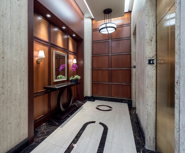 155 Montgomery St, San Francisco, CA for lease - Lobby - Image 3 of 7