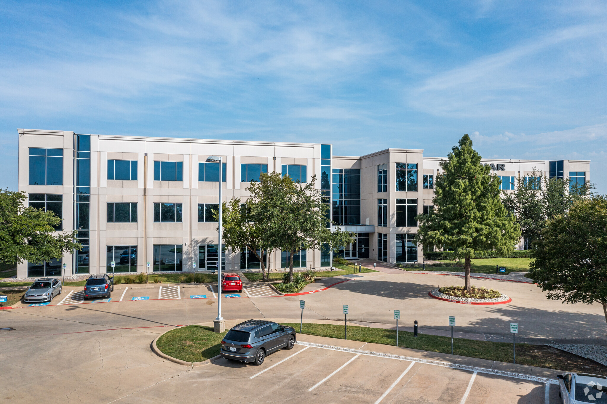 1707 Market Place Blvd, Irving, TX for lease Building Photo- Image 1 of 14